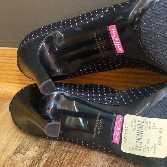 Isaac Mizrahi New York black & white polka dot heels bow embellishment size 6 - Picture 12 of 12